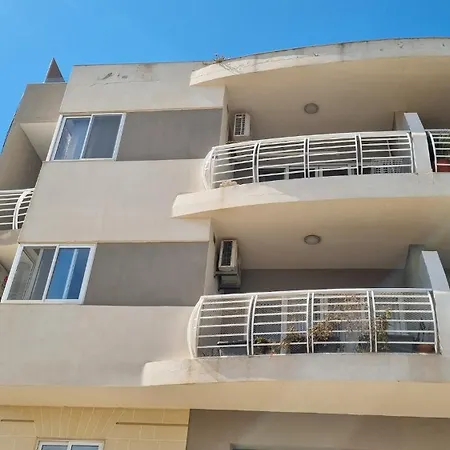 The Apex 9 Apartment San Ġiljan