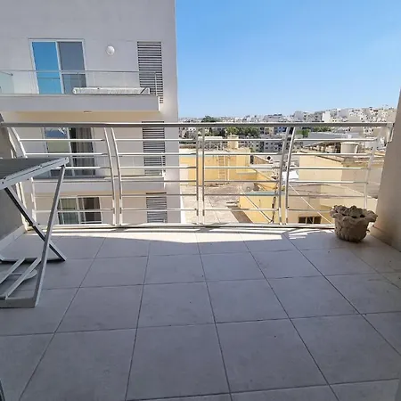 The Apex 9 Apartment San Ġiljan